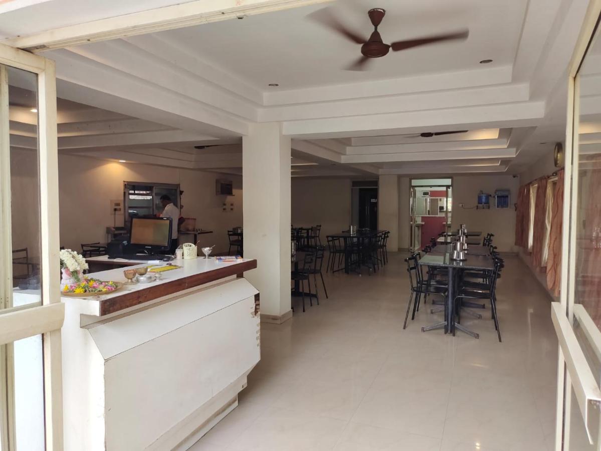 Hotel Geetha International Tuticorin Exterior foto