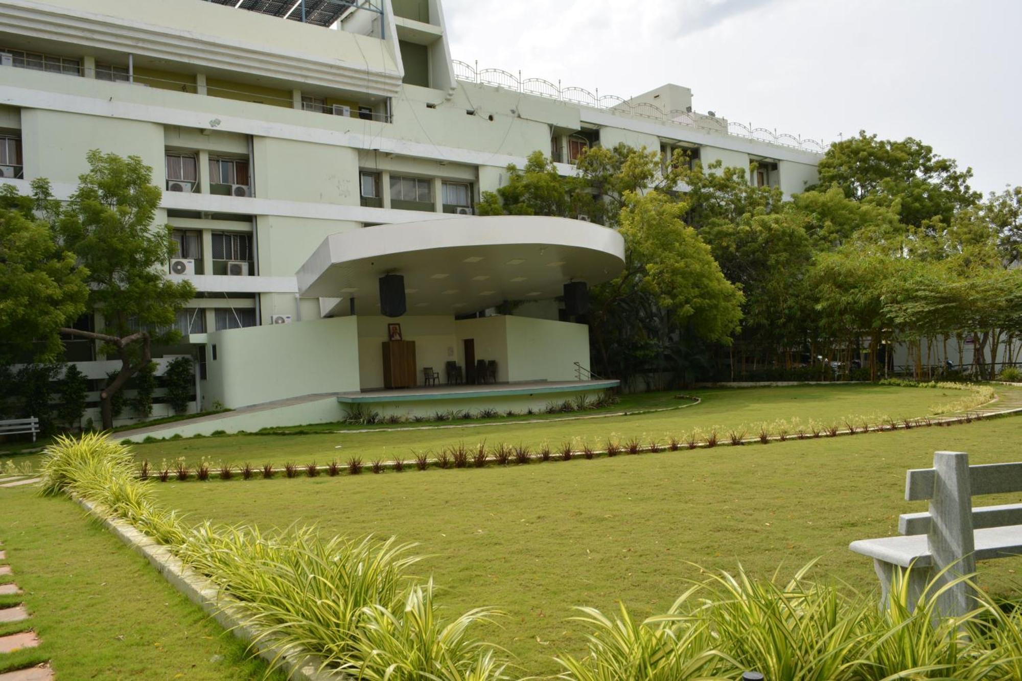 Hotel Geetha International Tuticorin Exterior foto