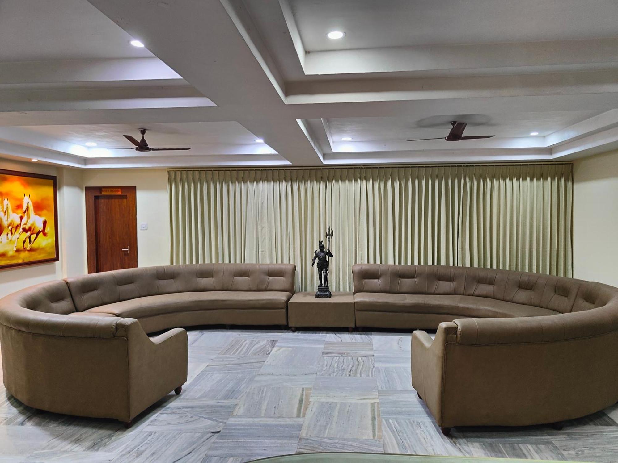 Hotel Geetha International Tuticorin Exterior foto